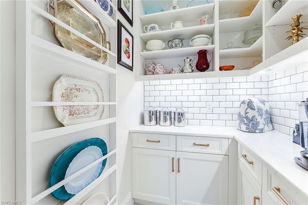 CLASSICS PLANTATION ESTATES - Residential