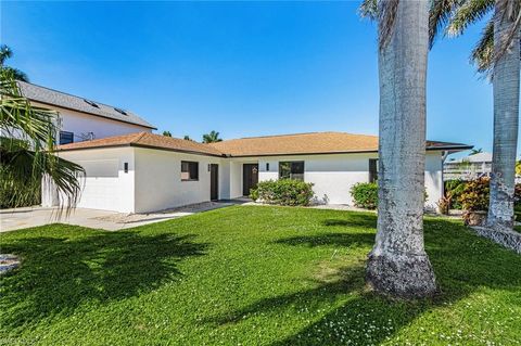 121 JAMAICA DR NAPLES FL 34113