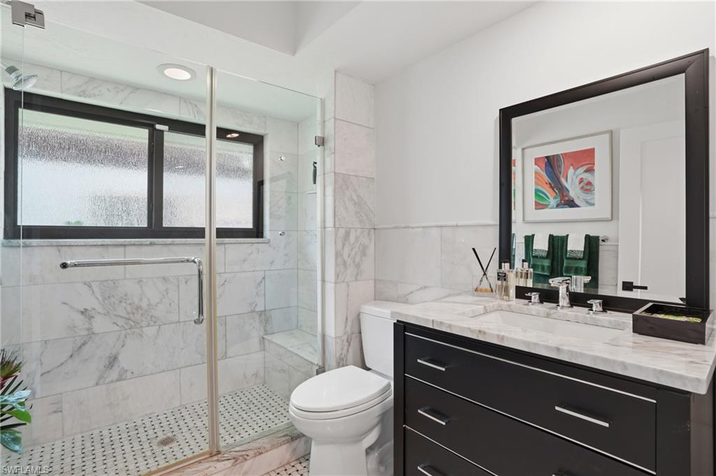 BAY VILLAS - Residential