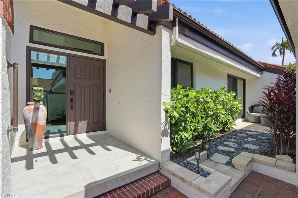 BAY VILLAS - Residential