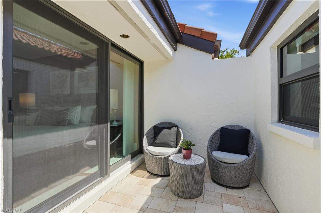 BAY VILLAS - Residential