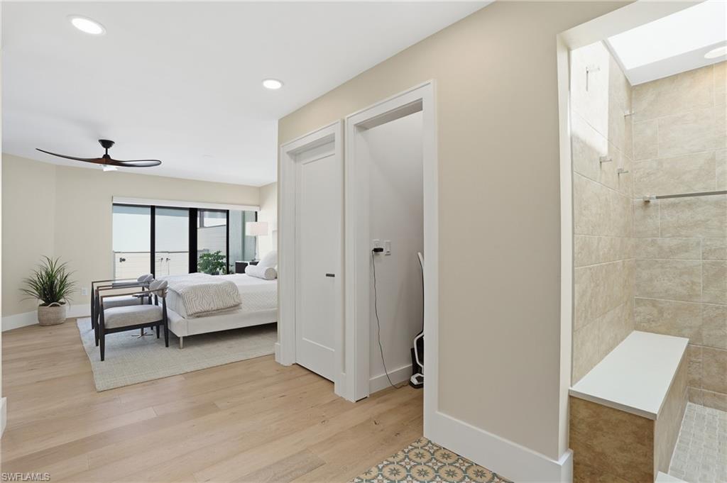 BAY VILLAS - Residential