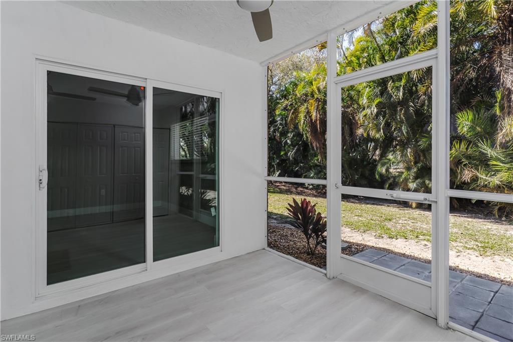 COUNTRY CLUB MANOR - Residential