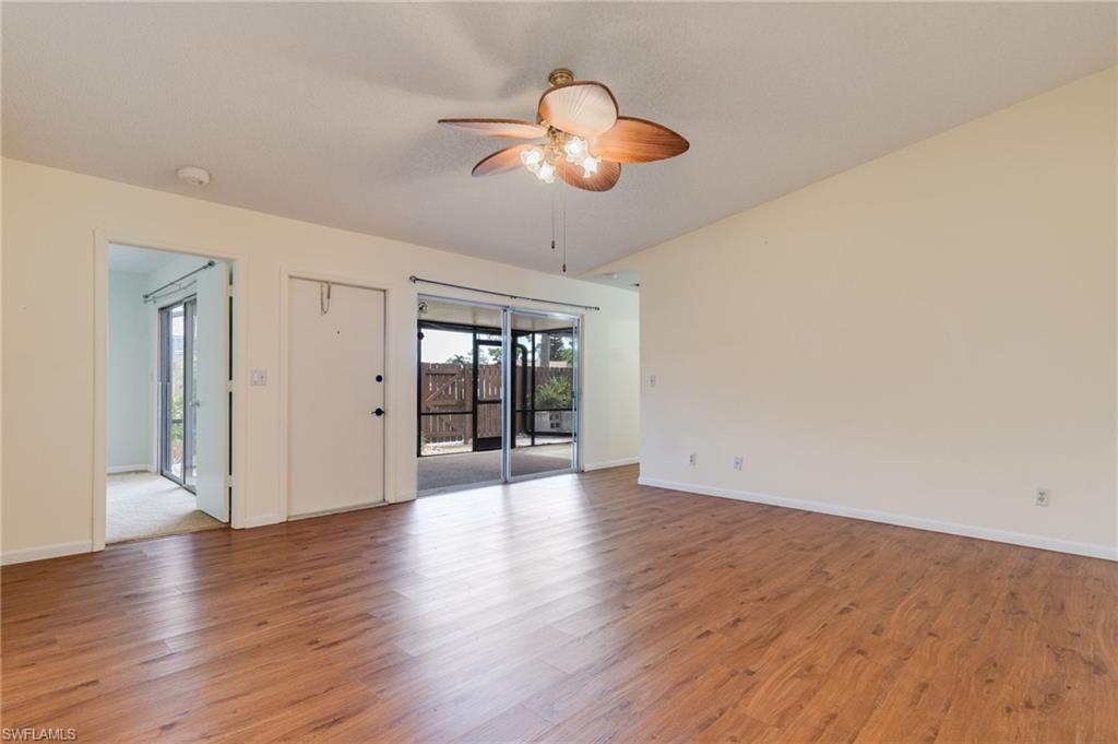 FOXMOOR LAKES - Residential