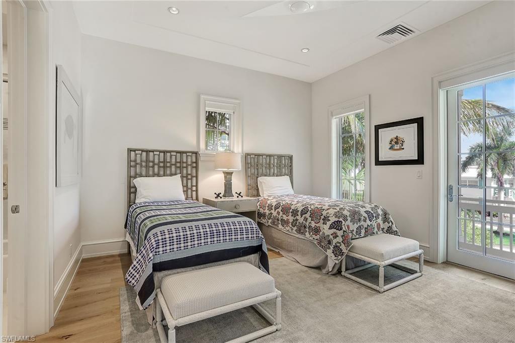 OLDE NAPLES - Residential