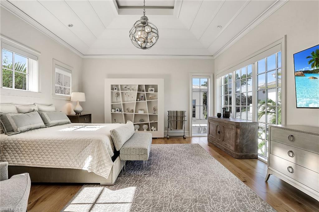 OLDE NAPLES - Residential