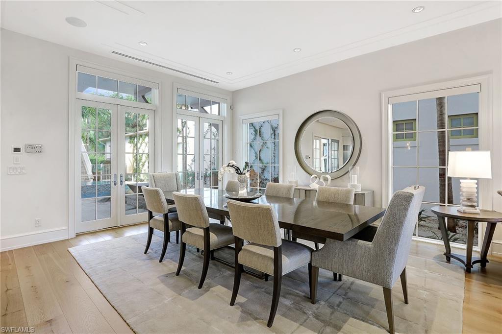 OLDE NAPLES - Residential