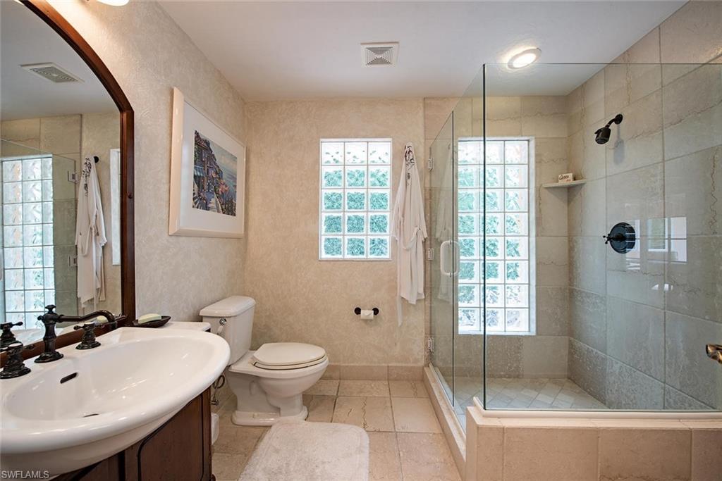 AQUALANE SHORES - Residential