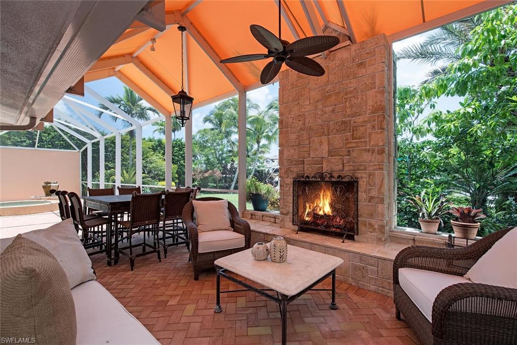 AQUALANE SHORES - Residential