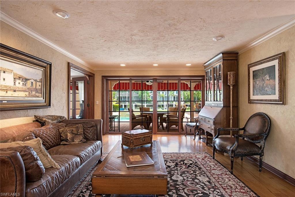 AQUALANE SHORES - Residential