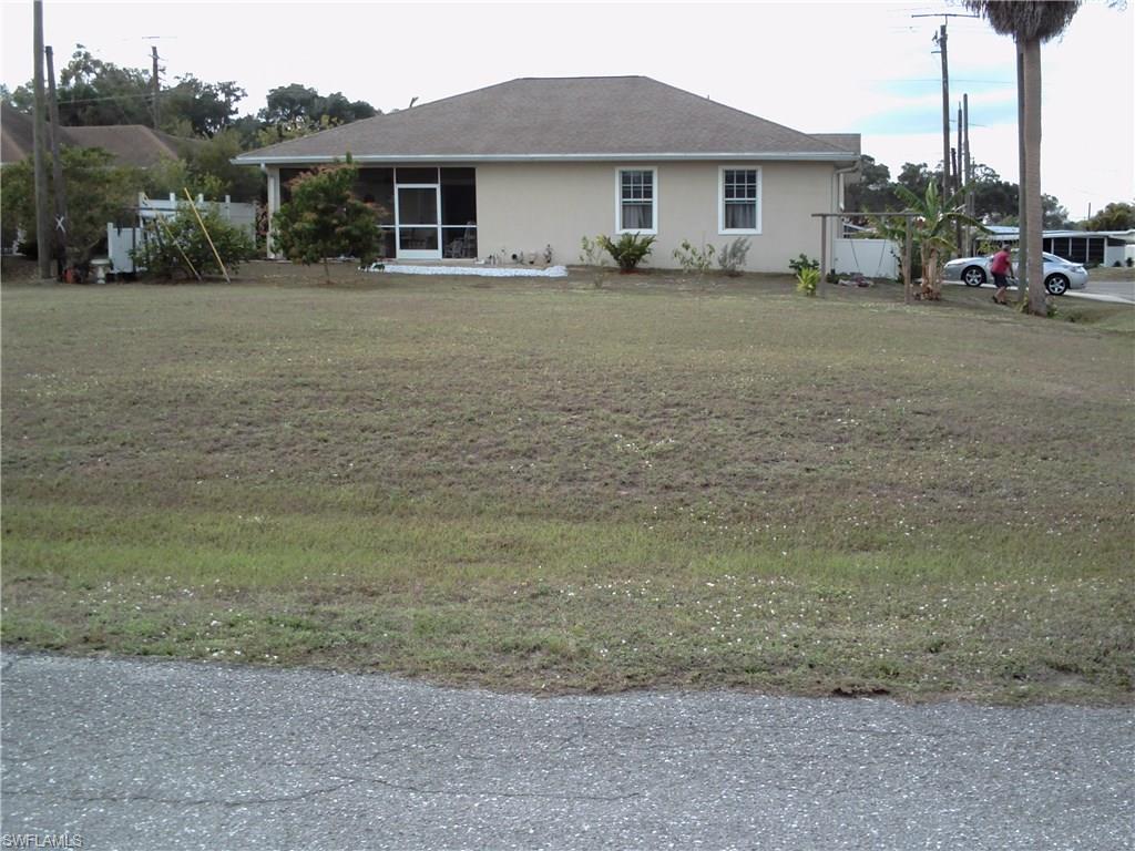 WATERWAY SHORES - Land