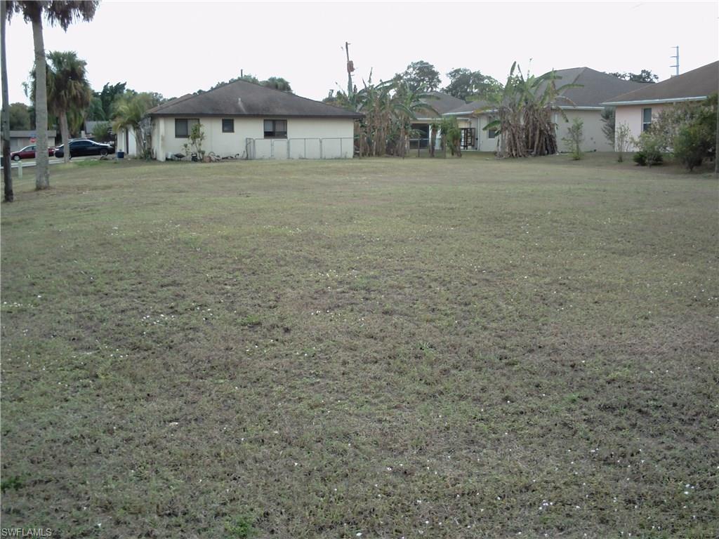 WATERWAY SHORES - Land