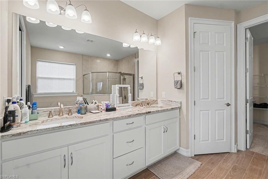 STONEWATER - Residential