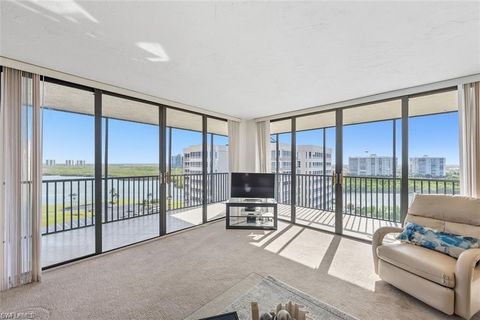 11 Bluebill AVE 1006 NAPLES FL 34108