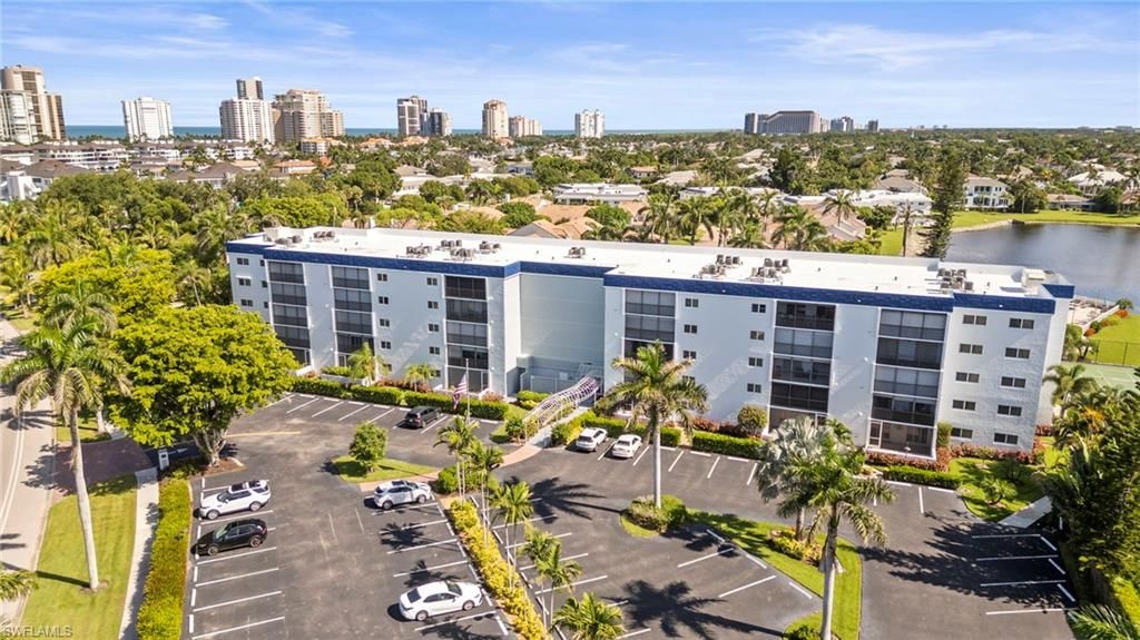 Photo of 555 Park Shore DR #B212, NAPLES, FL 34103 (MLS # 225063066)