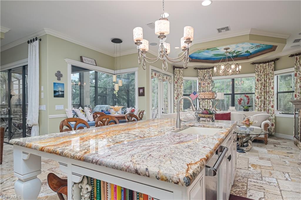 8106 Felisa CT