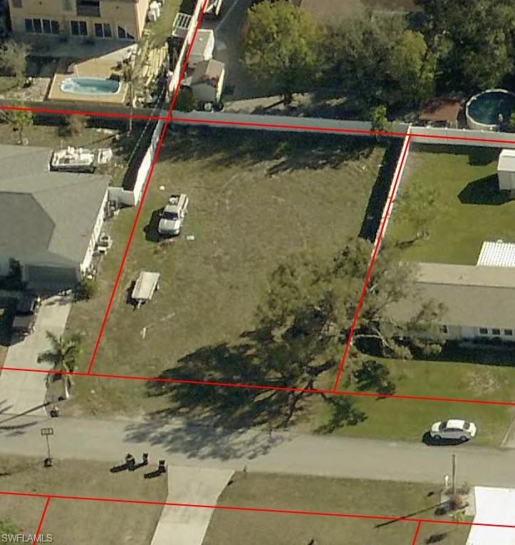CAPE CORAL - Land
