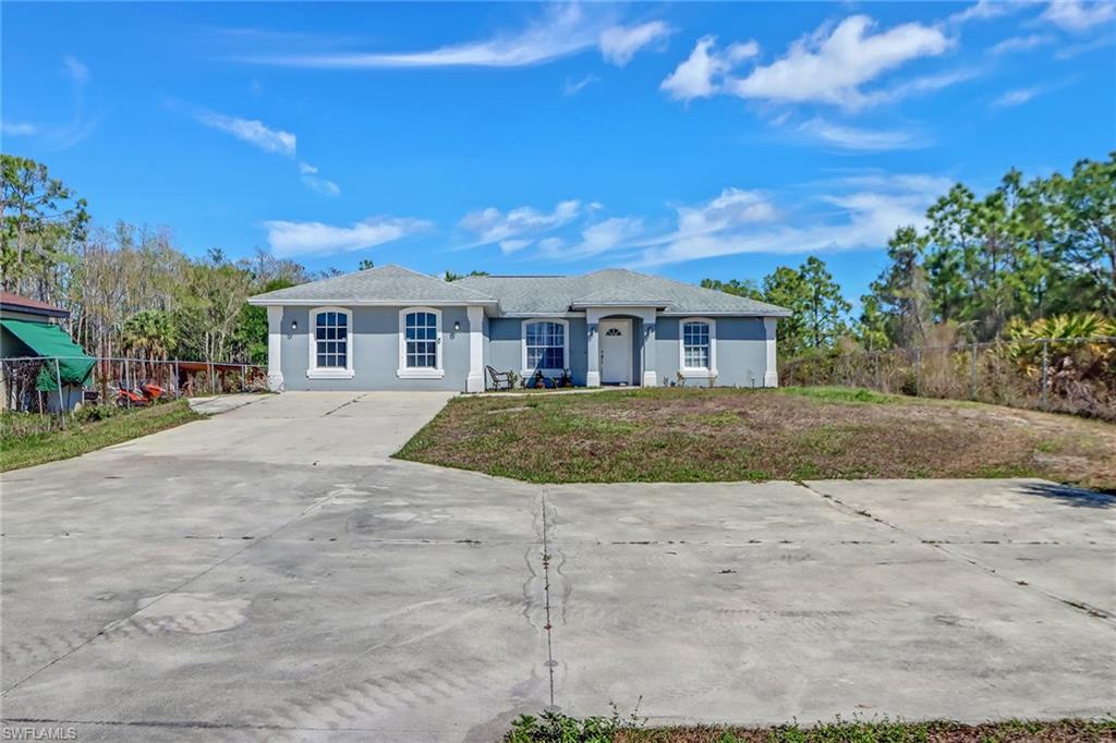 GOLDEN GATE ESTATES - Residential