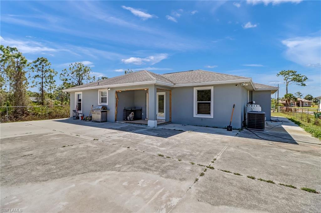 GOLDEN GATE ESTATES - Residential