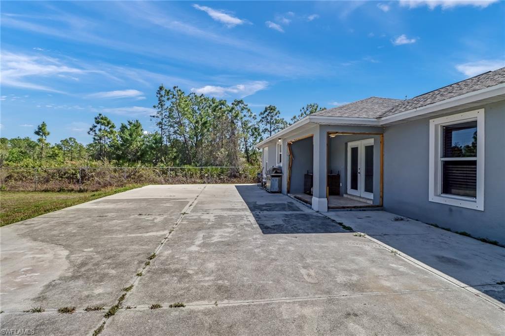 GOLDEN GATE ESTATES - Residential