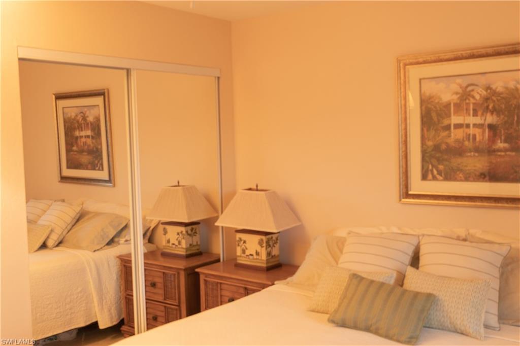 COUNTRYSIDE CONDOS - Residential