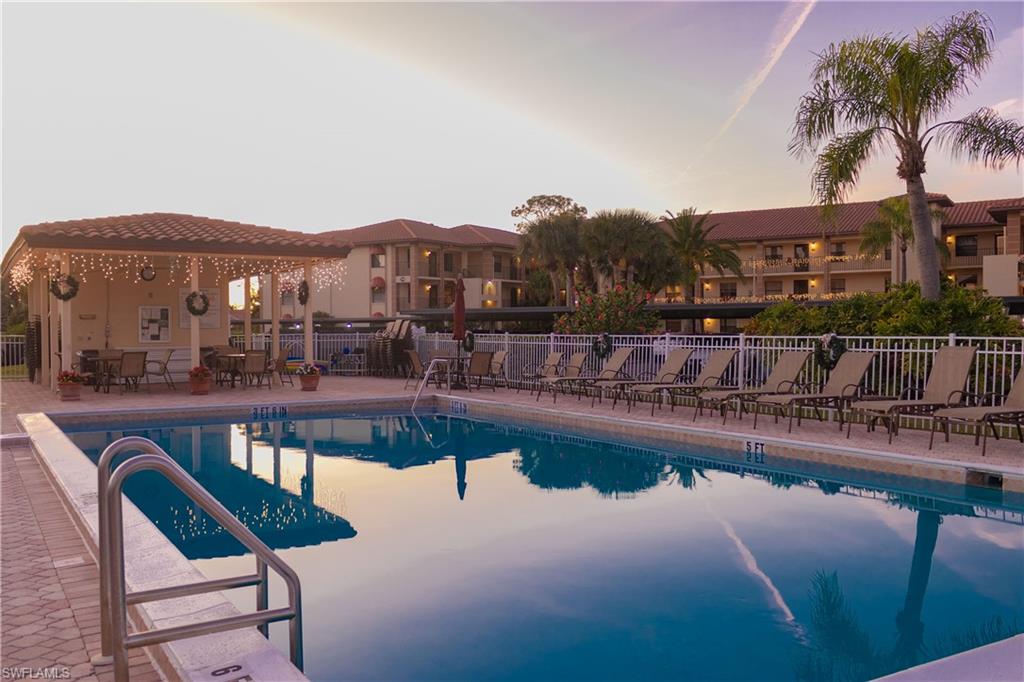 COUNTRYSIDE CONDOS - Residential