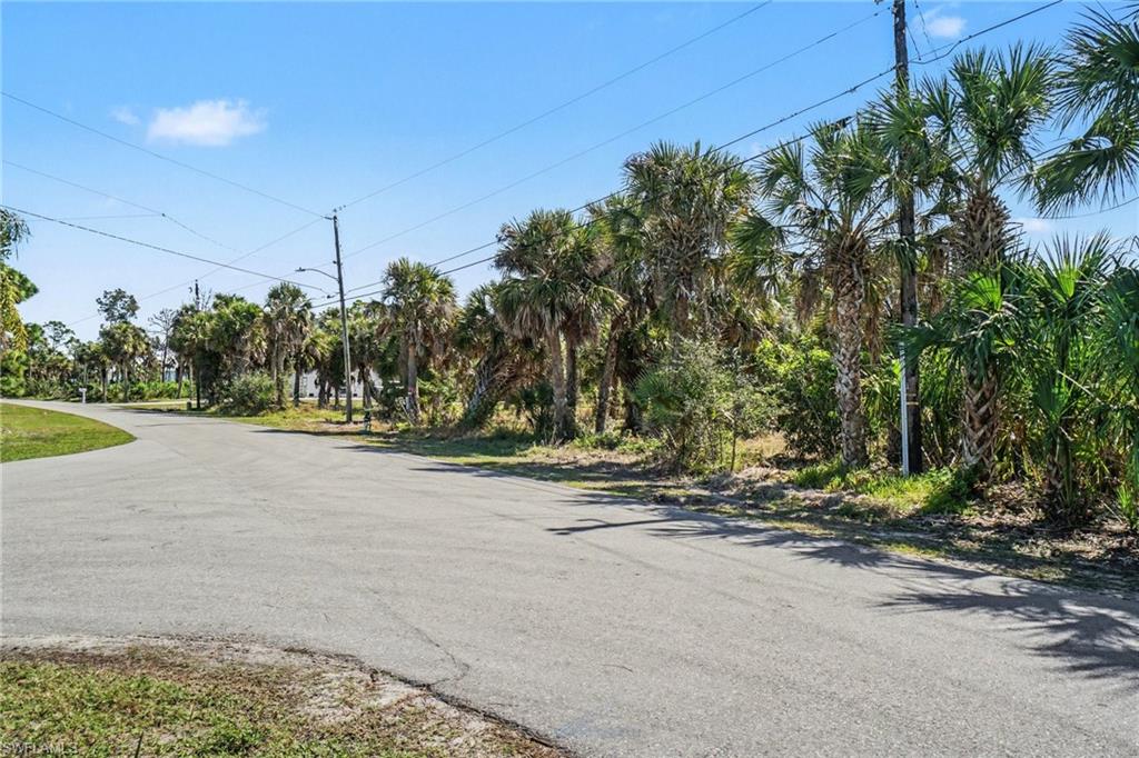 PIRATE HARBOR - Land