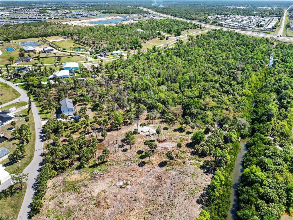 PIRATE HARBOR - Land