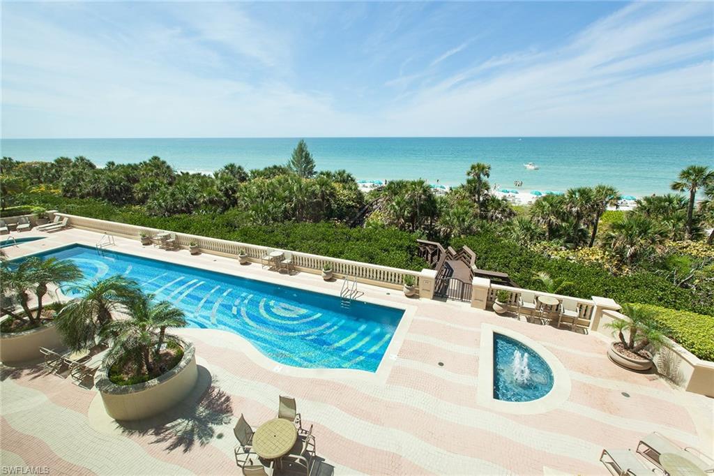 WINDSOR AT BAY COLONY - Residential