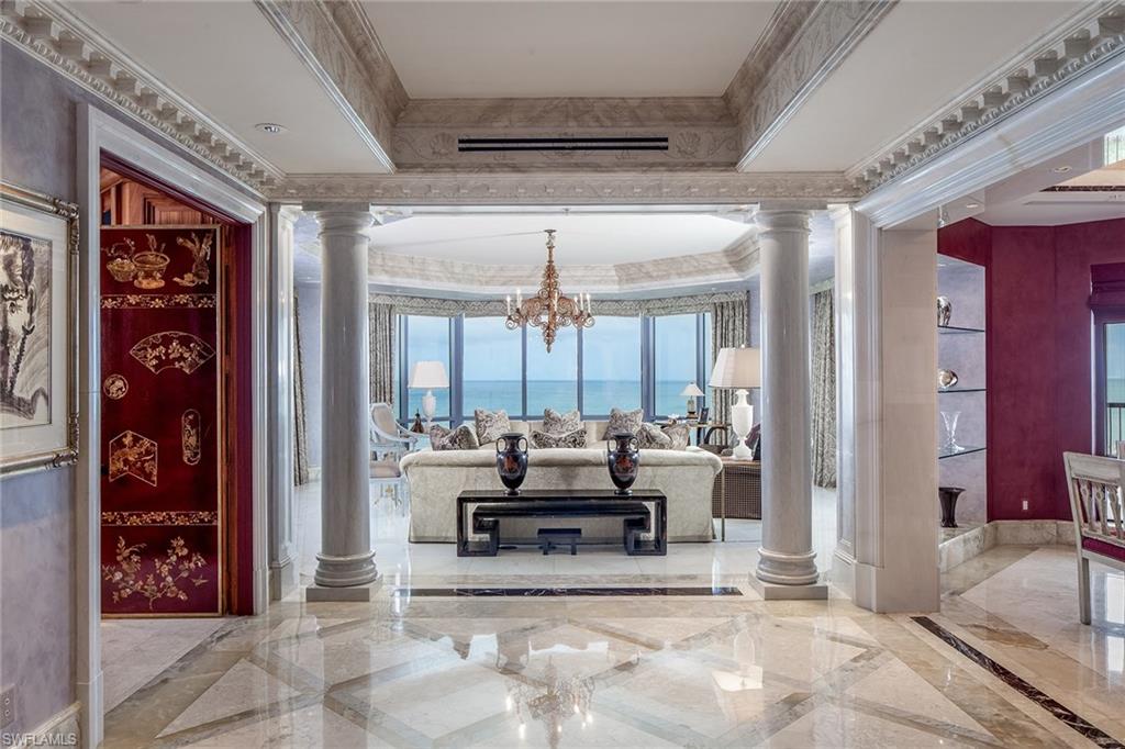 WINDSOR AT BAY COLONY - Residential