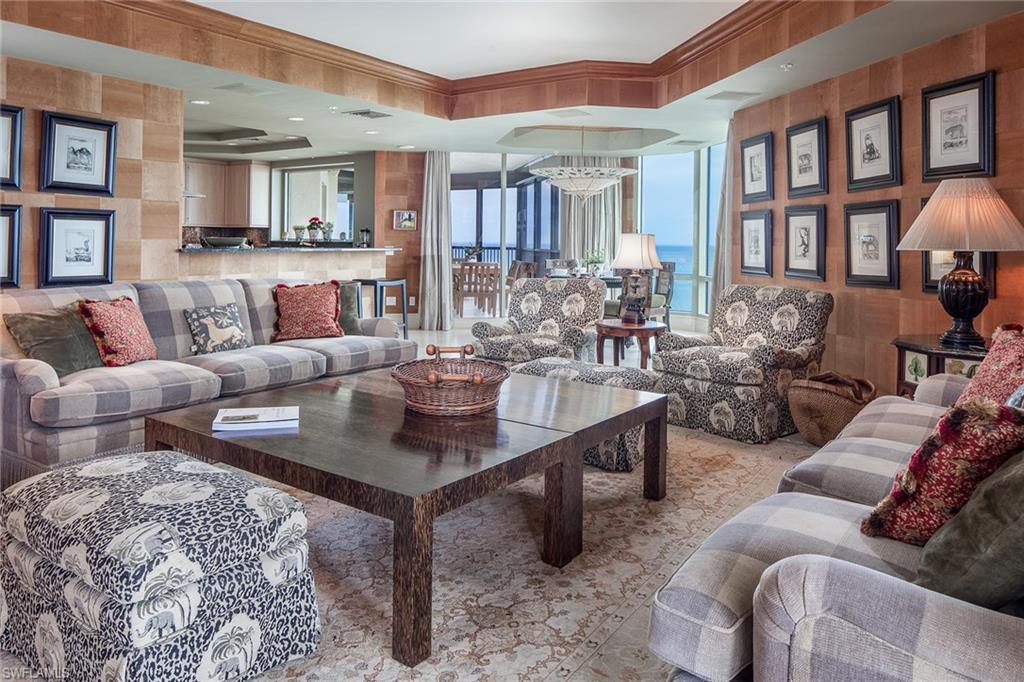 WINDSOR AT BAY COLONY - Residential