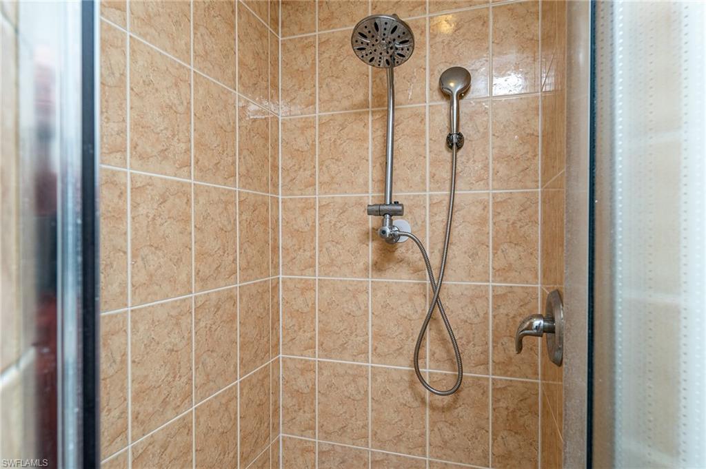 HEITMANS - Residential