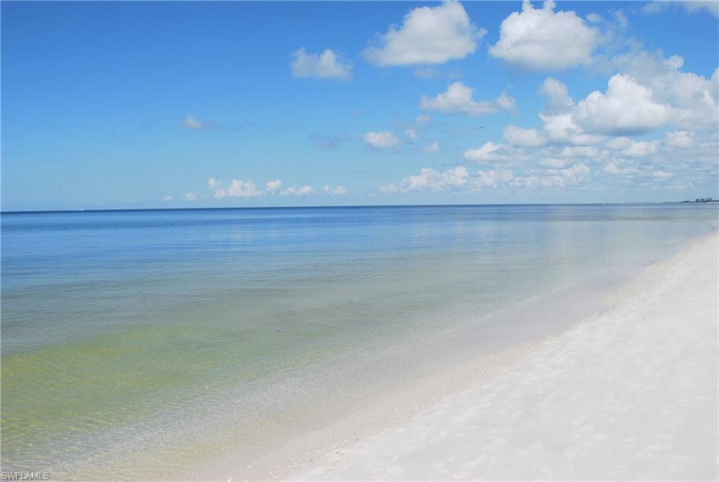 SOUTHBRIDGE - Residential