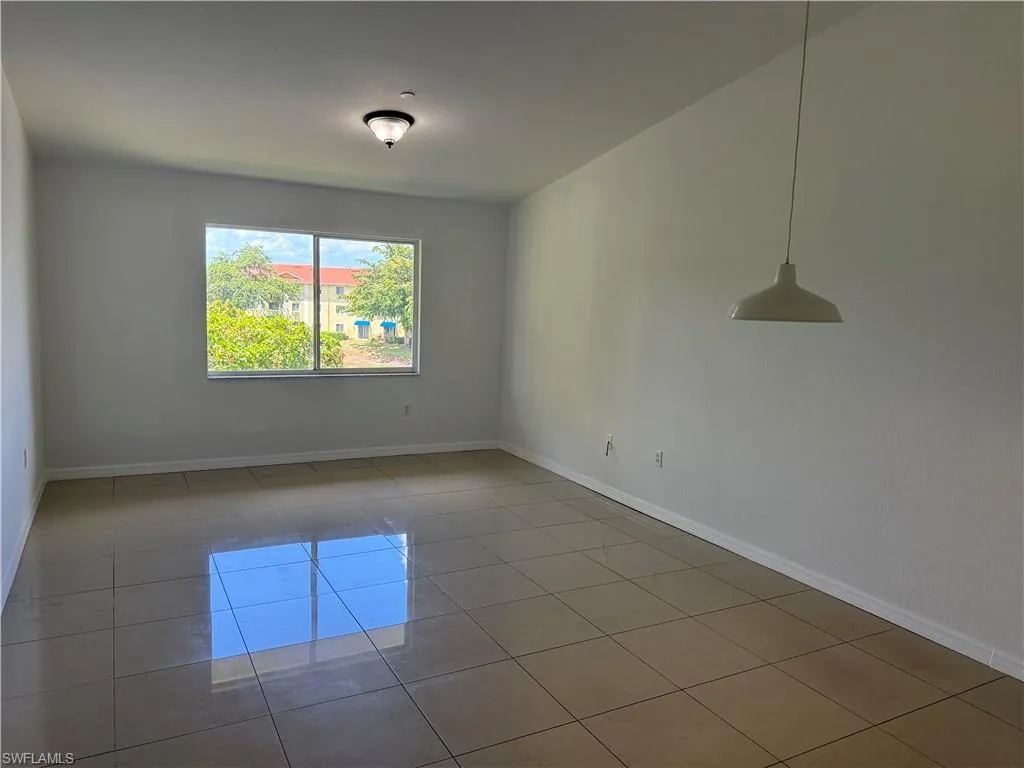 Naples, Florida 34119, United States, 2 Bedrooms Bedrooms, ,1 BathroomBathrooms,Residential,Active,155670