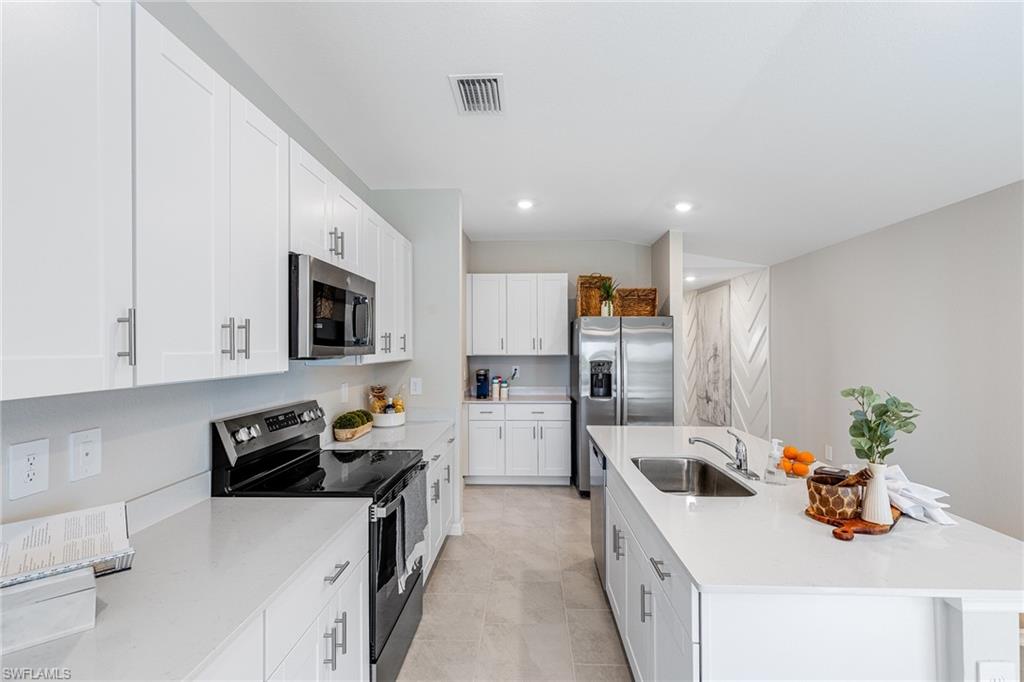 WILLOW AT PUNTA GORDA - Residential