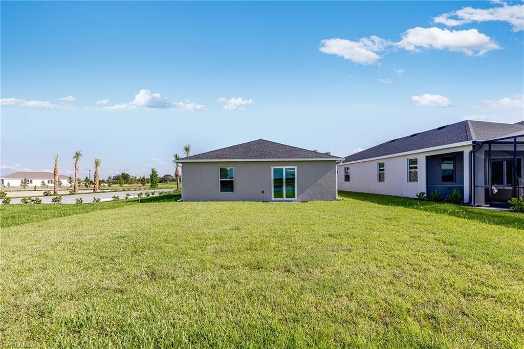 WILLOW AT PUNTA GORDA - Residential