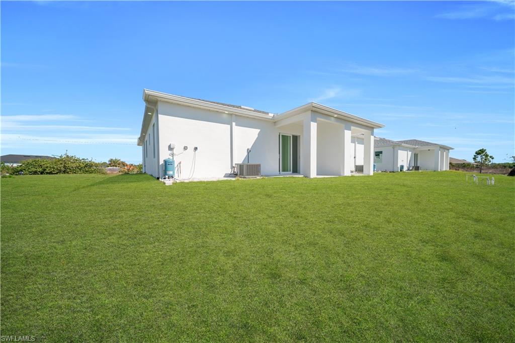 LEHIGH ACRES - Residential