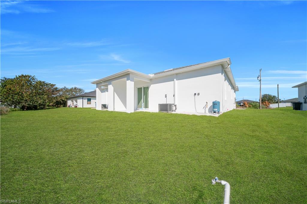 LEHIGH ACRES - Residential