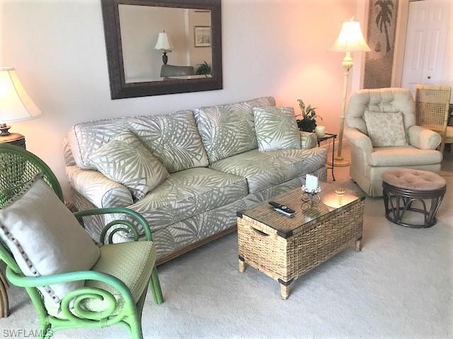 VANDERBILT TOWERS - Residential