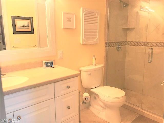 VANDERBILT TOWERS - Residential