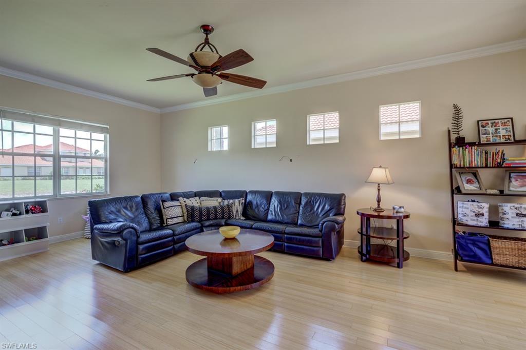 BELL TOWER PARK - Residential