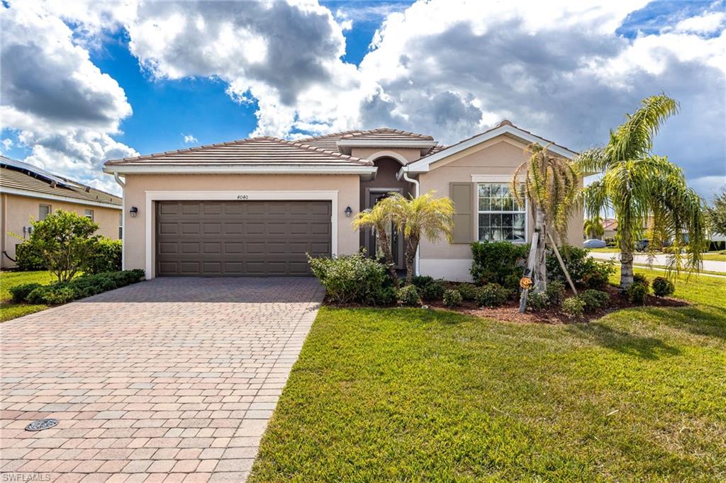 HAMPTON LAKES - Residential