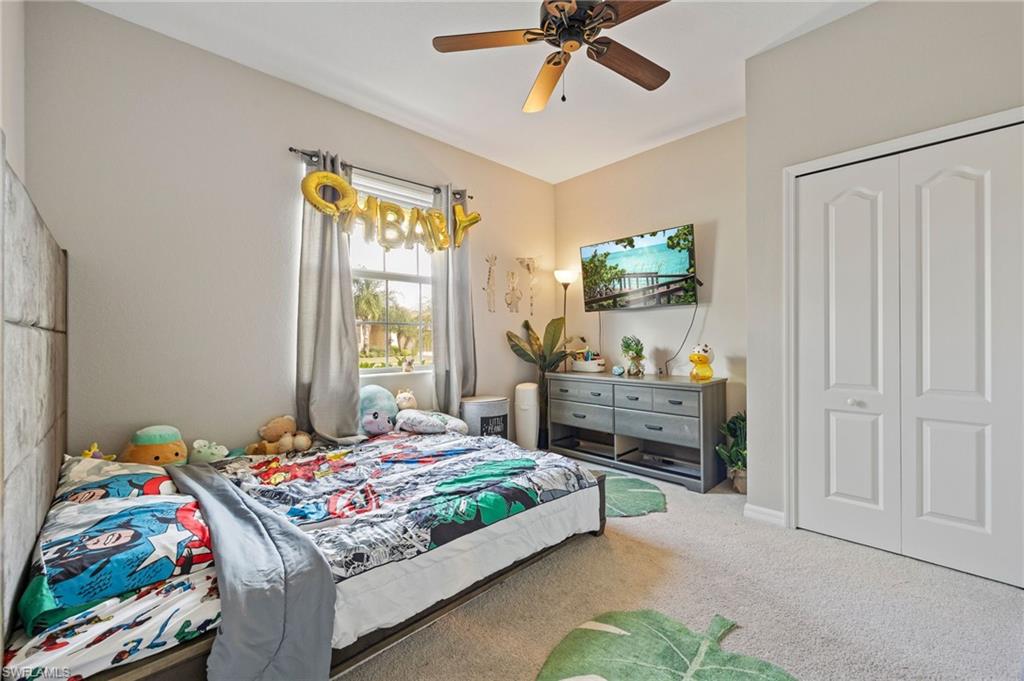 HAMPTON LAKES - Residential