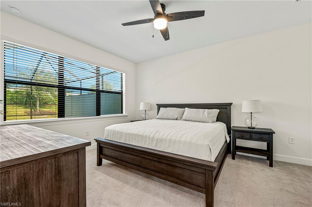 ESPLANADE LAKE CLUB - Residential