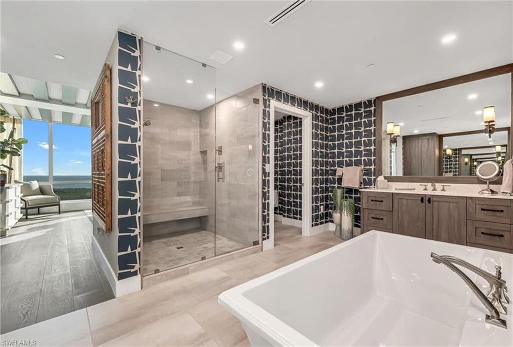 KALEA BAY TOWER 200 - Residential Lease