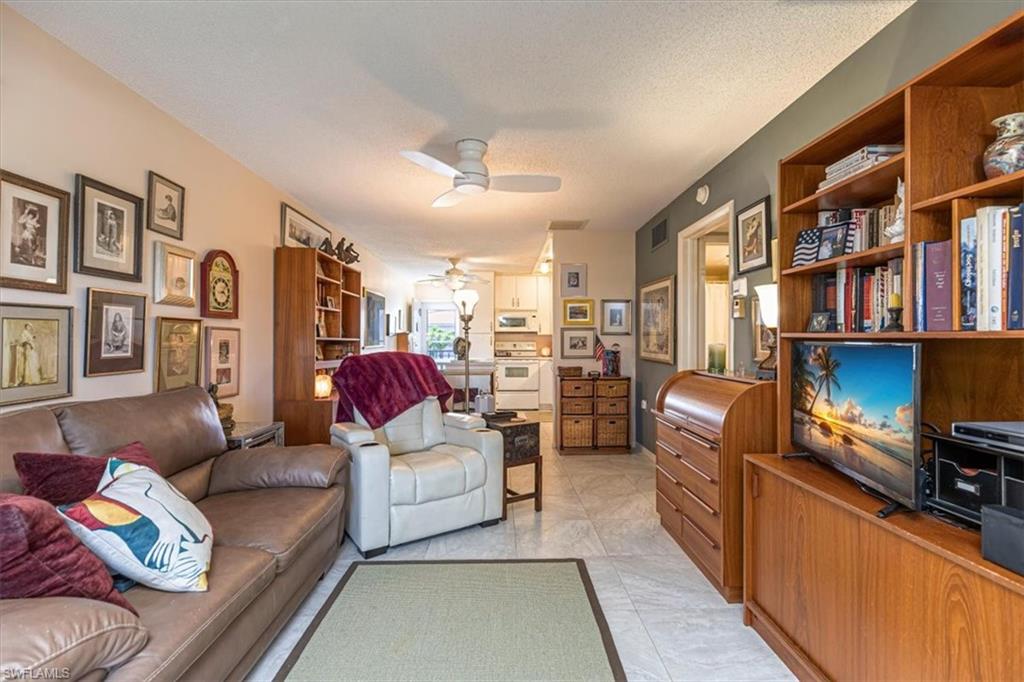 HIGH POINT COUNTRY CLUB - Residential