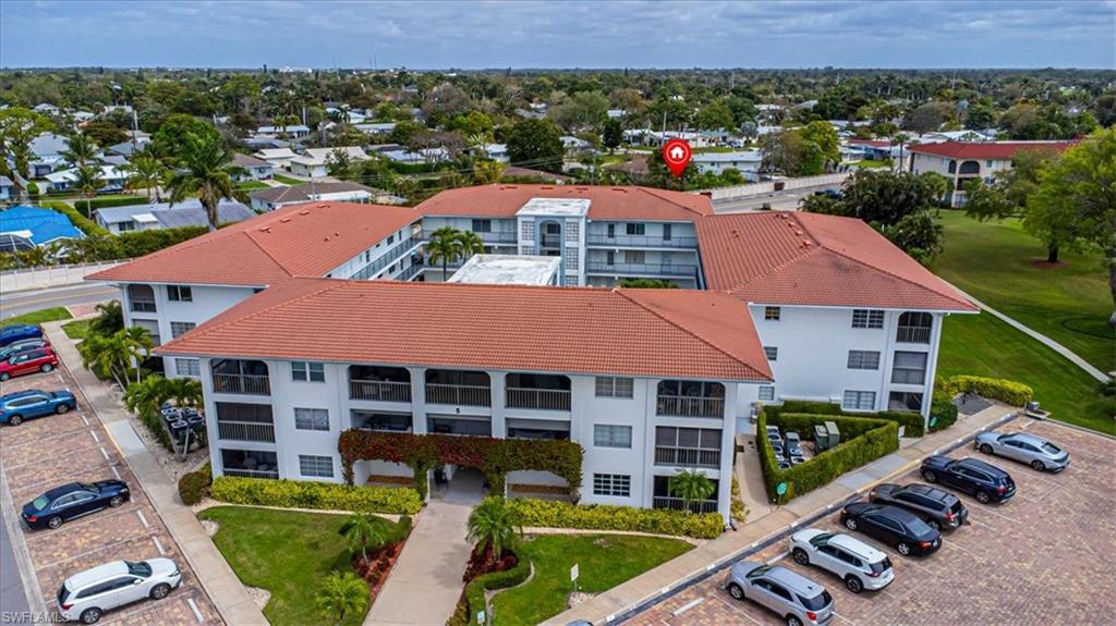 HIGH POINT COUNTRY CLUB - Residential