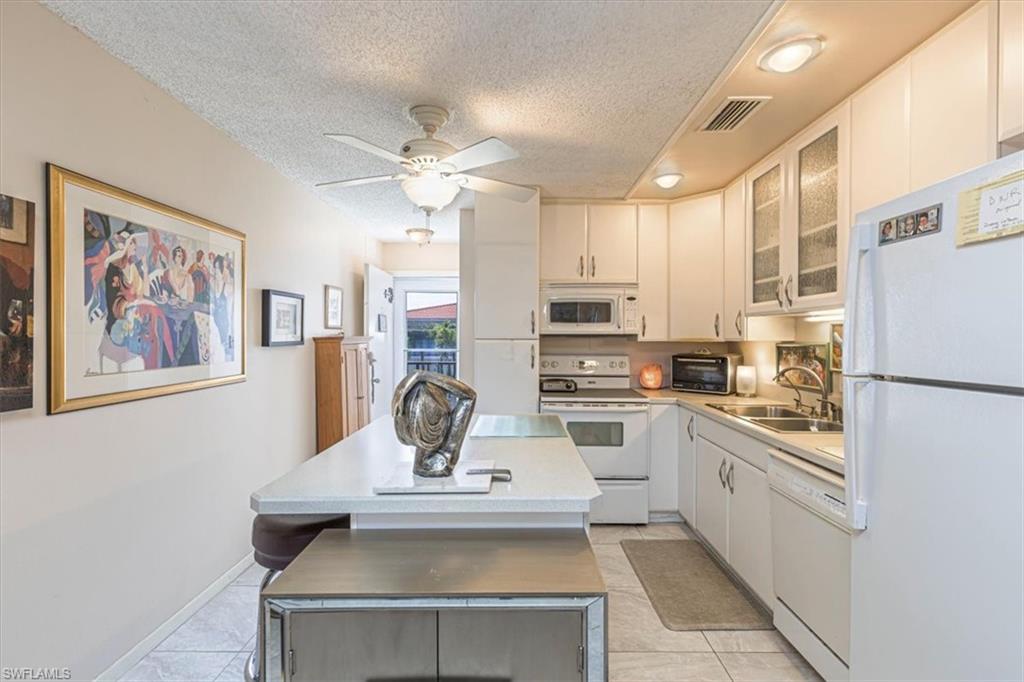 HIGH POINT COUNTRY CLUB - Residential