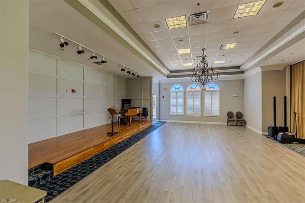 HIGH POINT COUNTRY CLUB - Residential