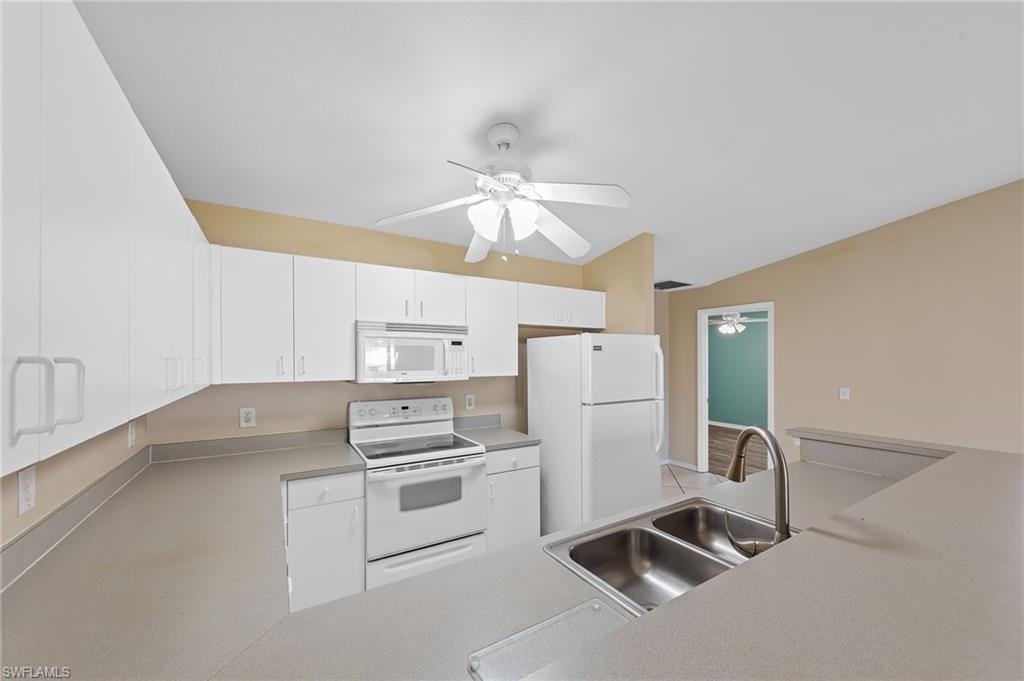 CAPE CORAL - Residential Lease